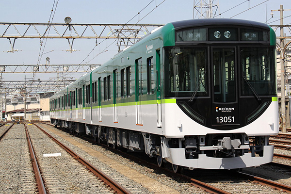 京阪電気鉄道の新型車両に当社の内装材をご採用いただきました